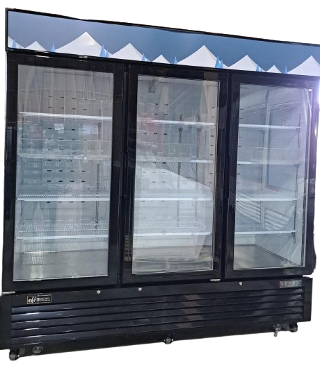 EFI C3-82GDVC Refrigerated Marchandiser - 3 Door