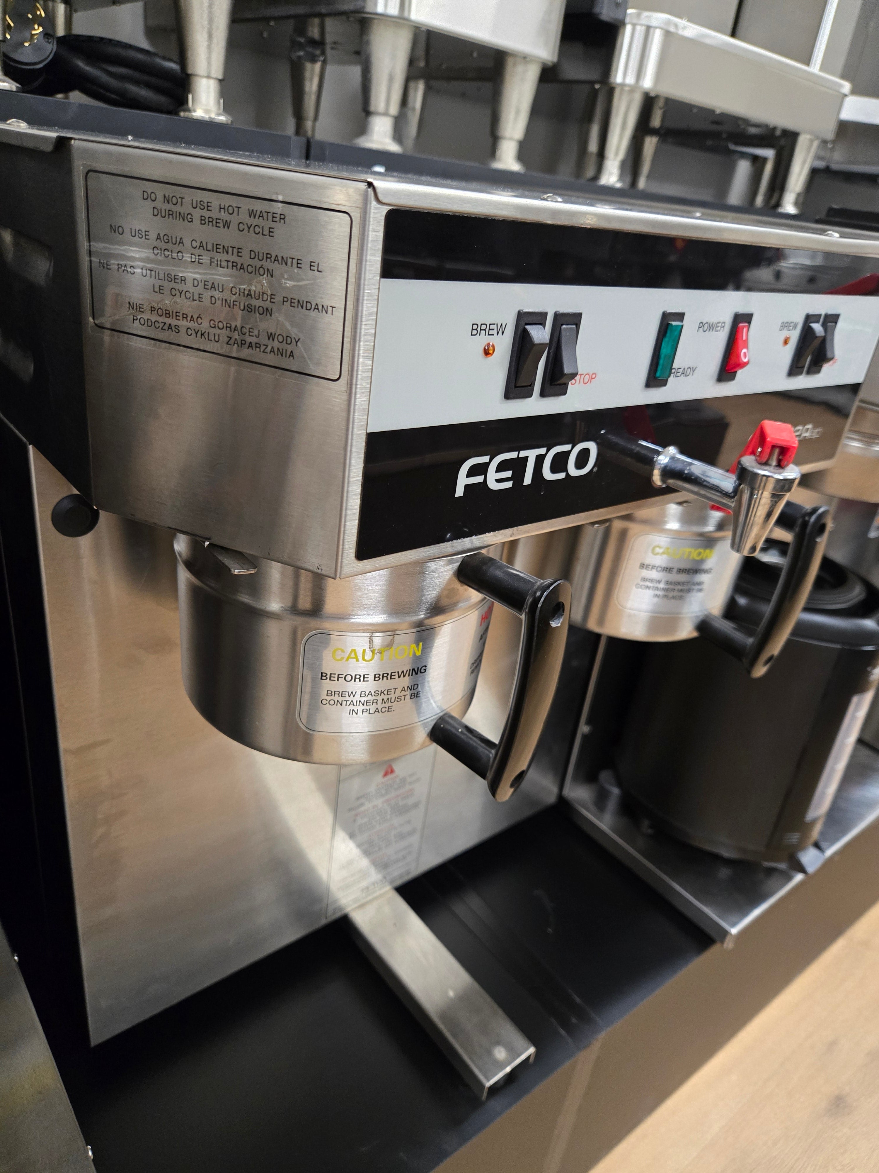 Fetco CBS-32Aap Dual Coffee Brewer