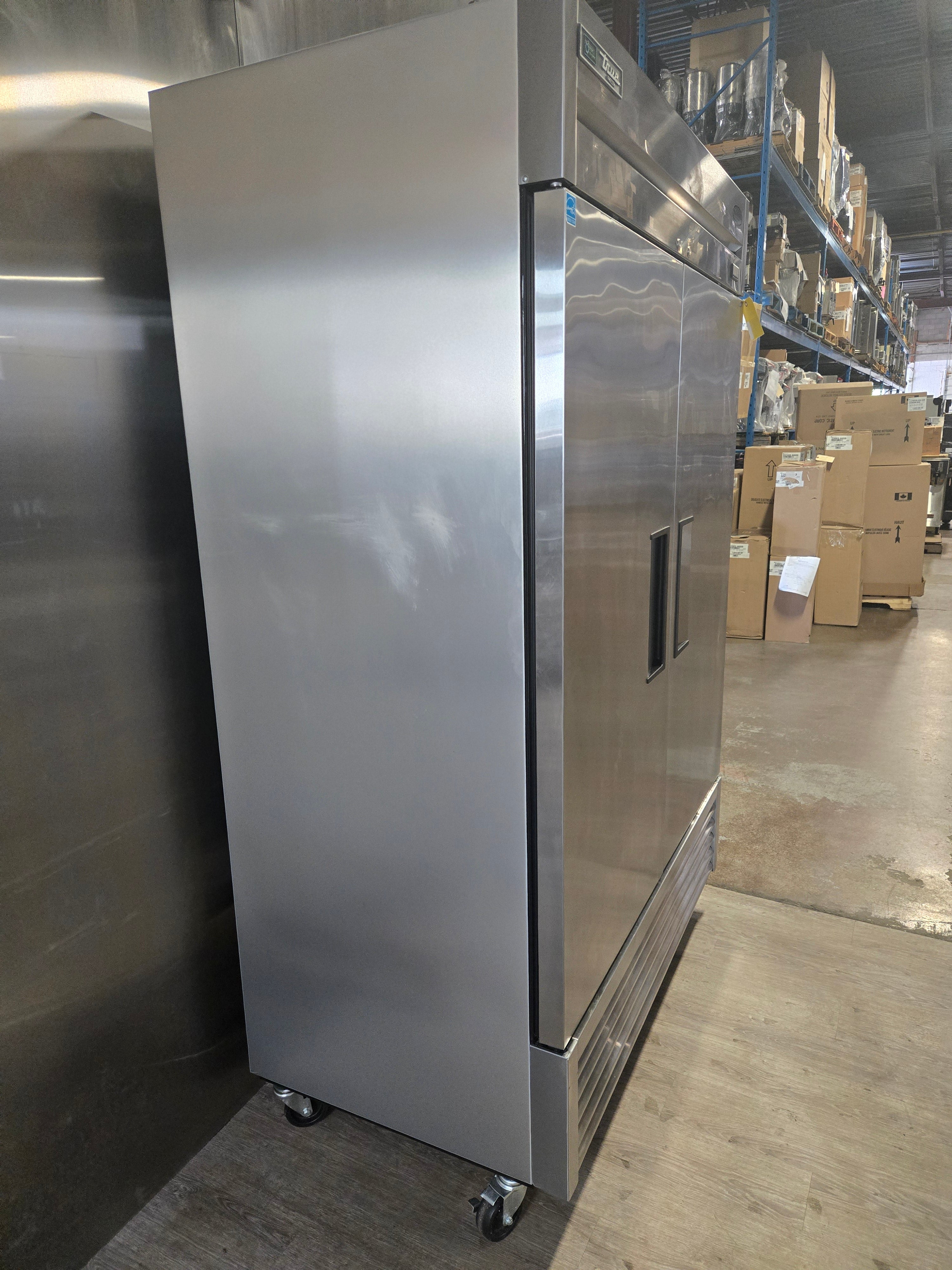 TRUE T-49F-HC Double solid door steel freezer