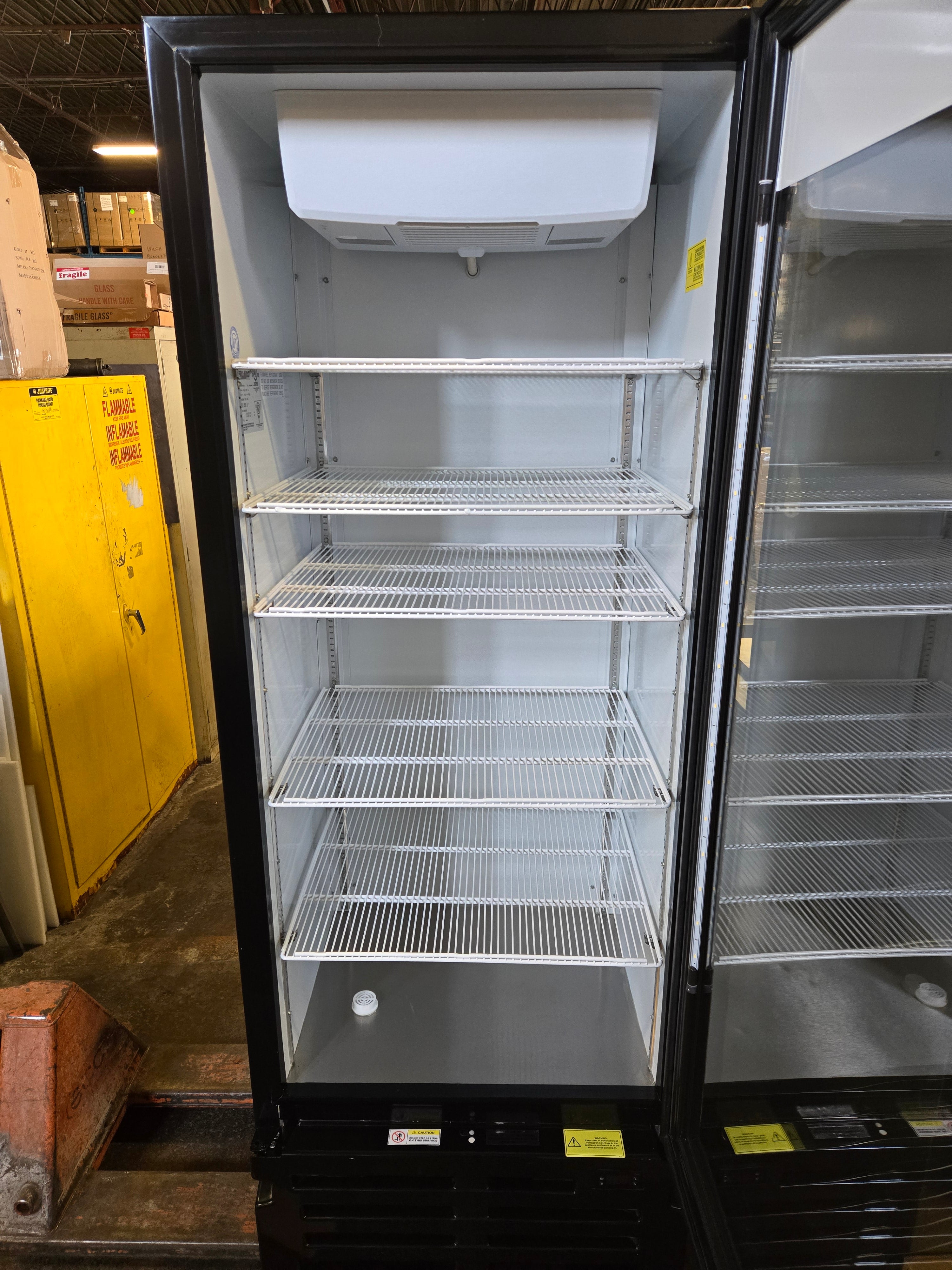 Pro-Kold VC-23 Single Glass Door Merchandiser Cooler